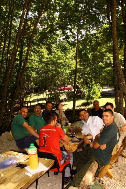 199 - T.jpg - CREATOR: gd-jpeg v1.0 (using IJG JPEG v62), quality = 80
